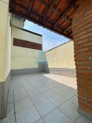 Imagem Casa com 2 Quartos à Venda, 75 m² em Ocian - Praia Grande