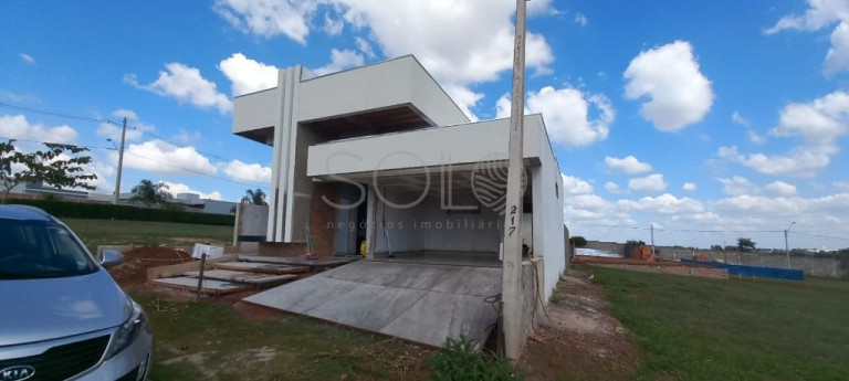 Casa de Condomínio com 3 Quartos à Venda, 319 m² em Residencial Volpi - Araraquara