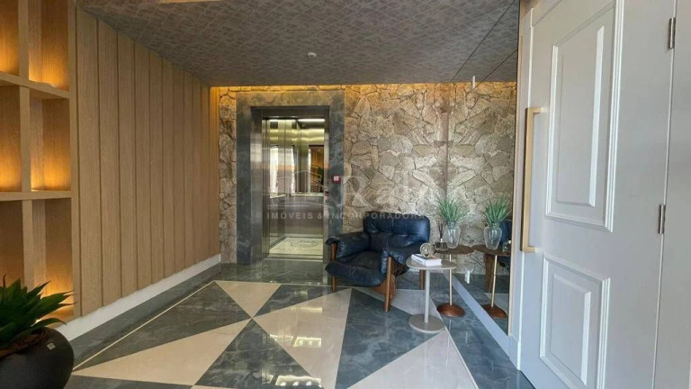 Imagem Apartamento com 4 Quartos à Venda, 132 m² em Centro - Balneário Camboriú Imagem Apartamento com 4 Quartos à Venda, 132 m² em Centro - Balneário Camboriú