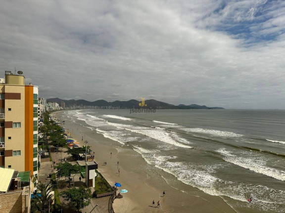 Apartamento com 5 Quartos para Temporada, 200 m² em Meia Praia - Itapema