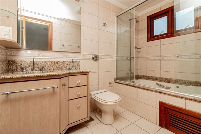 Imagem Cobertura com 2 Quartos à Venda, 187 m² em Jardim Itu - Porto Alegre Imagem Cobertura com 2 Quartos à Venda, 187 m² em Jardim Itu - Porto Alegre