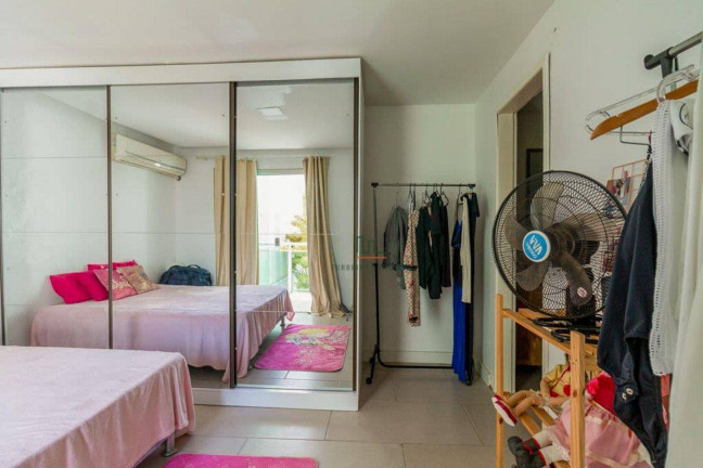 Imagem Casa com 3 Quartos à Venda, 205 m² em Piratininga - Niterói