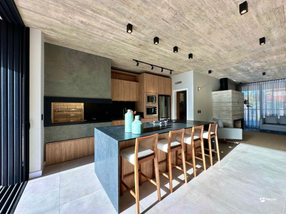 Imagem Casa com 4 Quartos à Venda, 200 m² em Centro - Xangri-la