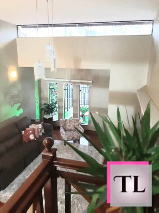 Imagem Casa com 3 Quartos à Venda, 270 m² em Jardim Centenário - Poços De Caldas