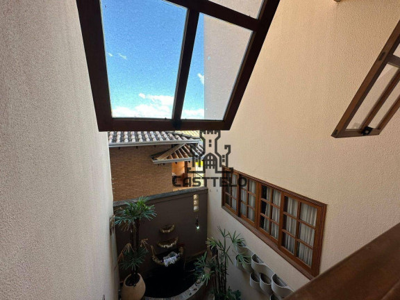 Imagem Sobrado com 6 Quartos à Venda, 680 m² em Lago Parque - Londrina Imagem Sobrado com 6 Quartos à Venda, 680 m² em Lago Parque - Londrina