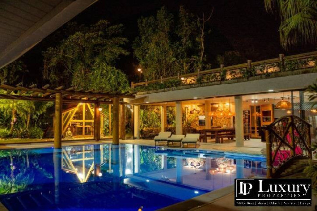 Imagem Casa com 8 Quartos à Venda, 678 m² em Boraceia - Bertioga