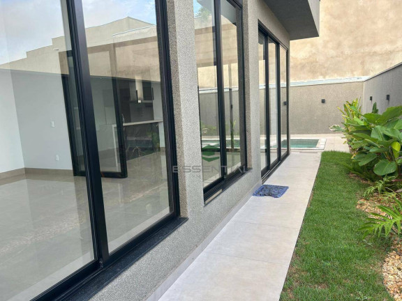 Imagem Casa com 3 Quartos à Venda, 244 m² em Residencial Quinta Do Golfe - São José Do Rio Preto Imagem Casa com 3 Quartos à Venda, 244 m² em Residencial Quinta Do Golfe - São José Do Rio Preto