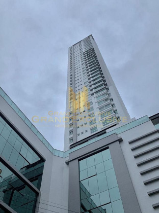 Imagem Apartamento com 3 Quartos à Venda, 137 m² em Centro - Balneário Camboriú Imagem Apartamento com 3 Quartos à Venda, 137 m² em Centro - Balneário Camboriú