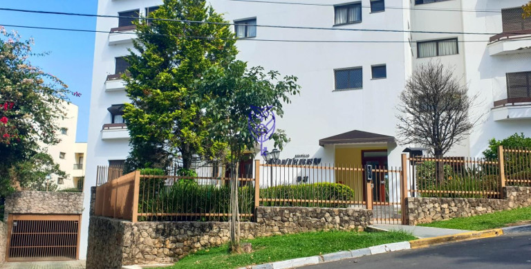 Cobertura com 3 Quartos à Venda,  em Centro - Serra Negra