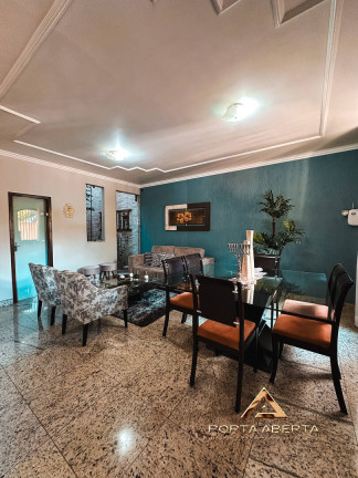 Imagem Casa com 3 Quartos à Venda, 200 m² em Bom Jesus - Coronel Fabriciano