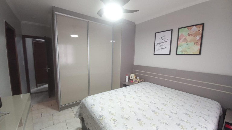 Imagem Imóvel com 3 Quartos à Venda, 116 m² Imagem Imóvel com 3 Quartos à Venda, 116 m²
