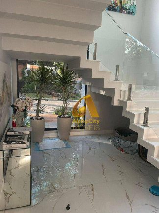 Imagem Casa com 4 Quartos à Venda, 330 m² em Alphaville - Santana De Parnaíba Imagem Casa com 4 Quartos à Venda, 330 m² em Alphaville - Santana De Parnaíba