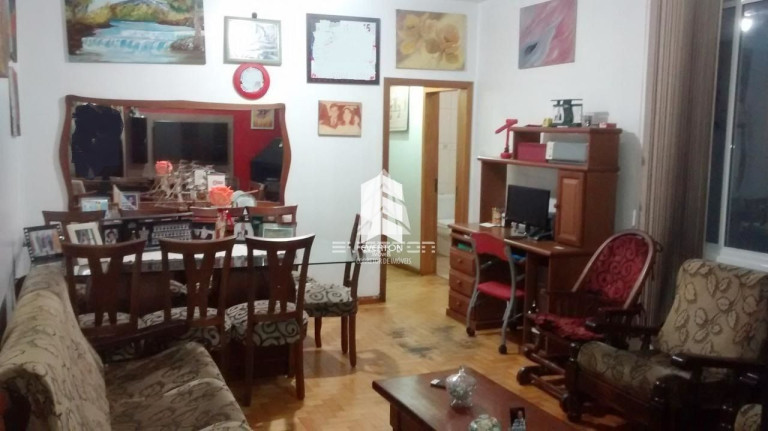 Imagem Apartamento com 3 Quartos à Venda, 109 m² em Centro - Santa Maria