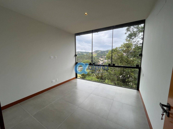 Imagem Casa com 3 Quartos à Venda, 192 m² em Quitandinha - Petrópolis Imagem Casa com 3 Quartos à Venda, 192 m² em Quitandinha - Petrópolis
