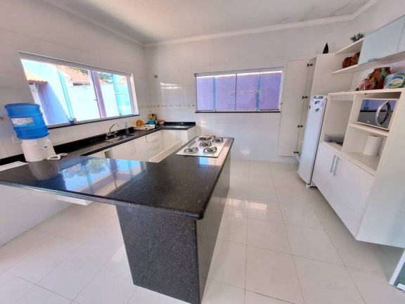 Imagem Casa com 4 Quartos à Venda, 363 m² em Balneário Três Marias - Peruíbe