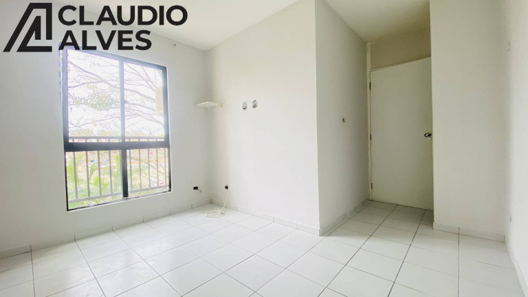 Imagem Apartamento com 3 Quartos à Venda, 70 m² em Muchila - Feira De Santana