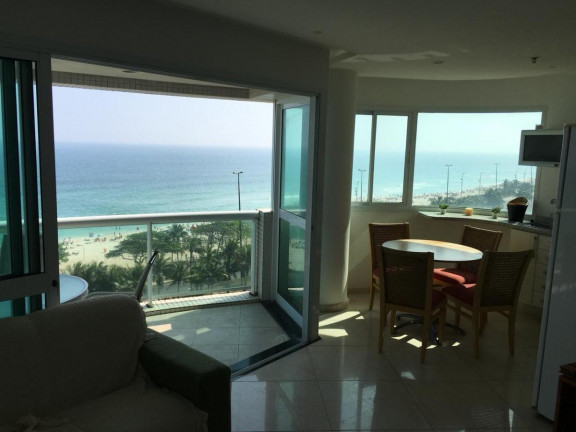 Imagem Flat com 2 Quartos para Alugar, 100 m² em Barra Da Tijuca - Rio De Janeiro