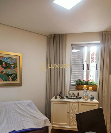 Imagem Imóvel com 4 Quartos à Venda, 180 m² em Santo Antônio - Belo Horizonte