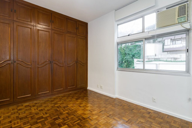 Imagem Apartamento com 3 Quartos à Venda, 128 m² em Leblon - Rio De Janeiro Imagem Apartamento com 3 Quartos à Venda, 128 m² em Leblon - Rio De Janeiro