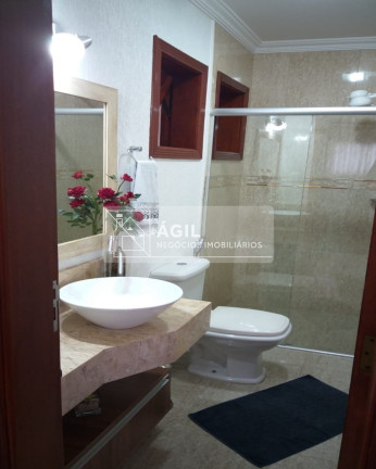 Imagem Casa com 4 Quartos à Venda, 260 m² em Urbanova - São José Dos Campos