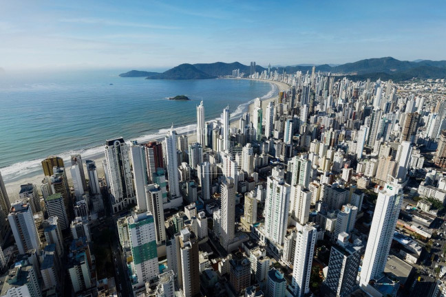 Imagem Apartamento com 4 Quartos à Venda, 190 m² em Centro - Balneário Camboriú