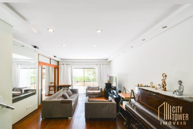 Casa com 3 Quartos à Venda, 216 m² em Planalto Paulista - São Paulo