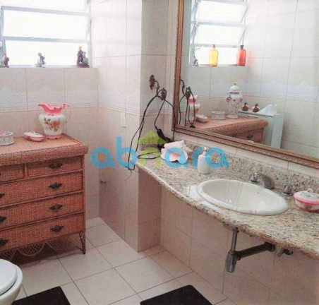 Imagem Apartamento com 3 Quartos à Venda, 270 m² em Copacabana - Rio De Janeiro Imagem Apartamento com 3 Quartos à Venda, 270 m² em Copacabana - Rio De Janeiro