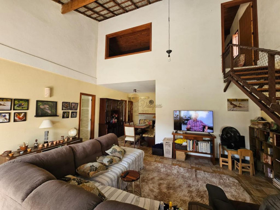 Imagem Casa com 6 Quartos à Venda, 180 m² em Vargem Grande - Teresópolis Imagem Casa com 6 Quartos à Venda, 180 m² em Vargem Grande - Teresópolis