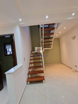 Imagem Casa de Condomínio com 3 Quartos à Venda, 300 m² em Barueri