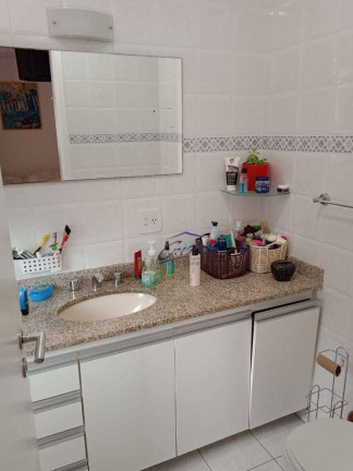 Imagem Casa com 3 Quartos à Venda ou Locação, 211 m² em Granja Viana - Cotia