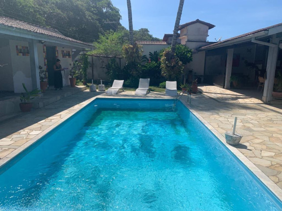 Imagem Casa com 8 Quartos para Alugar, 520 m² em Enseada - Ubatuba