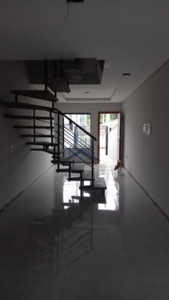 Imagem Sobrado com 2 Quartos à Venda, 70 m² em Santa Catarina - Joinville