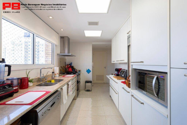 Foto do imóvel Apartamento com 3 Quartos à Venda, 166 m² em Vila Nova Conceição - São Paulo