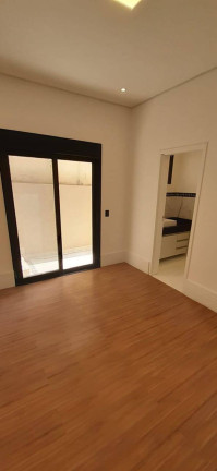 Imagem Casa com 4 Quartos à Venda, 200 m² em Valville 1 - Santana De Parnaíba Imagem Casa com 4 Quartos à Venda, 200 m² em Valville 1 - Santana De Parnaíba