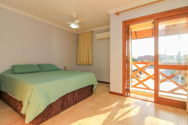 Imagem Casa com 3 Quartos à Venda, 155 m² em Hípica - Porto Alegre Imagem Casa com 3 Quartos à Venda, 155 m² em Hípica - Porto Alegre