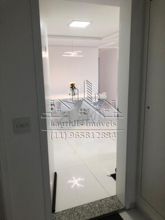 Imagem Imóvel com 3 Quartos à Venda, 75 m² em Jardim Tupanci - Barueri Imagem Imóvel com 3 Quartos à Venda, 75 m² em Jardim Tupanci - Barueri