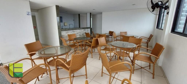 Imagem Apartamento com 2 Quartos à Venda, 68 m² em Encruzilhada - Recife