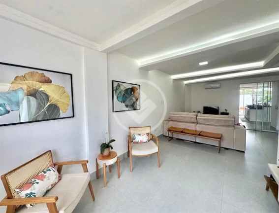 Imagem Casa com 4 Quartos à Venda, 202 m² em Setor Sul - Goiânia Imagem Casa com 4 Quartos à Venda, 202 m² em Setor Sul - Goiânia