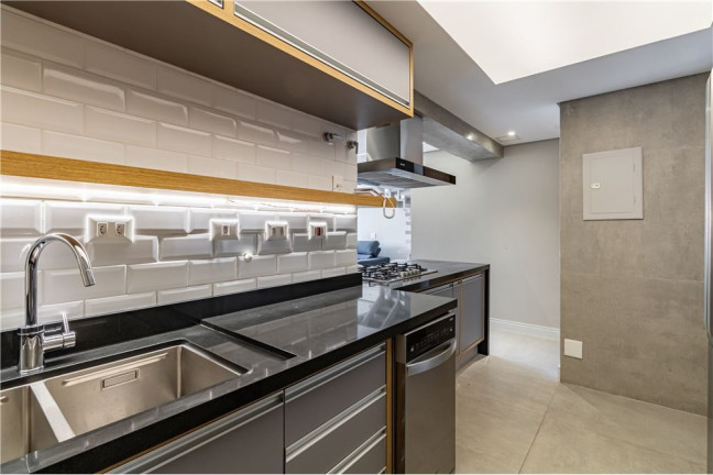 Imagem Apartamento com 2 Quartos à Venda, 141 m² em Moema - São Paulo