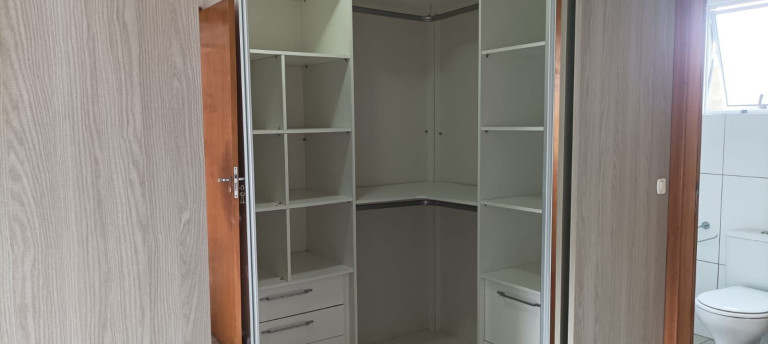 Imagem Casa com 3 Quartos à Venda, 200 m² em Abranches - Curitiba Imagem Casa com 3 Quartos à Venda, 200 m² em Abranches - Curitiba