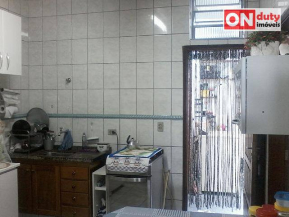 Imagem Sobrado com 8 Quartos à Venda, 394 m² em Encruzilhada - Santos Imagem Sobrado com 8 Quartos à Venda, 394 m² em Encruzilhada - Santos