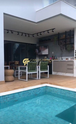 Imagem Casa com 4 Quartos à Venda, 300 m² em Papagaio - Feira De Santana Imagem Casa com 4 Quartos à Venda, 300 m² em Papagaio - Feira De Santana