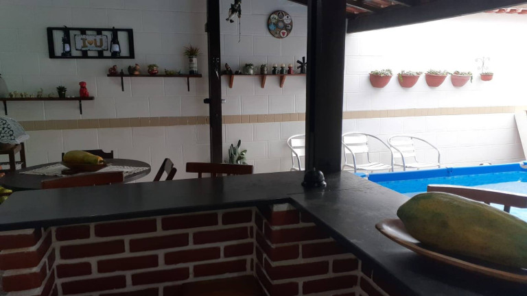 Imagem Casa com 3 Quartos à Venda, 210 m² em Centro - Mongaguá Imagem Casa com 3 Quartos à Venda, 210 m² em Centro - Mongaguá
