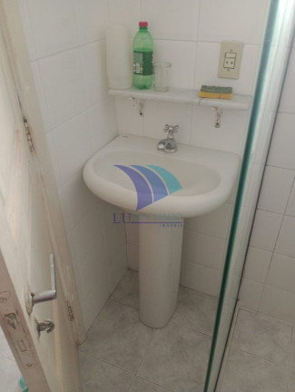 Imagem Casa com 2 Quartos à Venda, 60 m² em Portinho - Cabo Frio