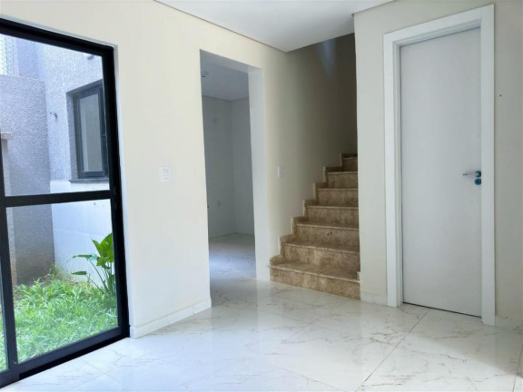 Imagem Casa com 3 Quartos à Venda, 126 m² em Uberaba - Curitiba Imagem Casa com 3 Quartos à Venda, 126 m² em Uberaba - Curitiba