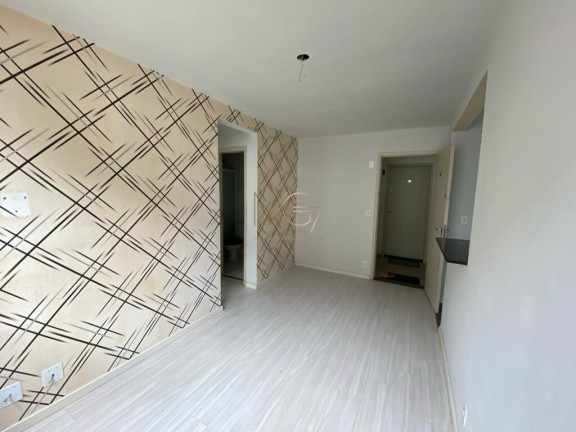 Imagem Apartamento com 2 Quartos à Venda, 50 m² em Pinheirinho - Curitiba