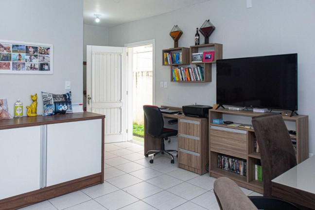 Imagem Casa de Condomínio com 2 Quartos à Venda, 78 m² em Lomba Do Pinheiro - Porto Alegre