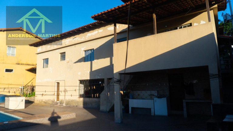 Casa com 8 Quartos à Venda, 400 m² em Ilha Dos Ayres - Vila Velha
