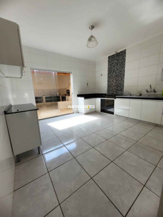 Casa com 3 Quartos à Venda, 171 m² em Cidade Nova - Franca