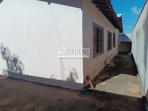 Imagem Casa com 3 Quartos à Venda, 300 m² em Vila Alvorada - Uberaba